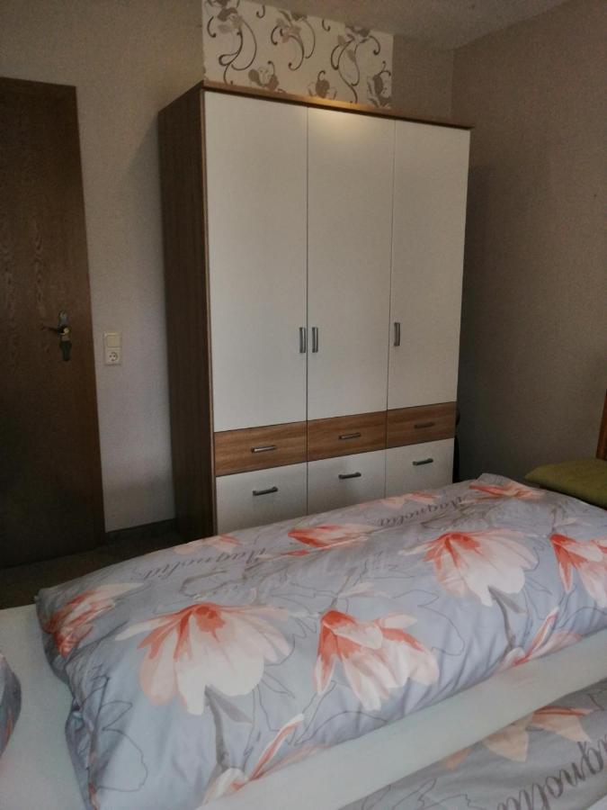 Am Waldrand Apartment ชุททอร์ฟ ภายนอก รูปภาพ